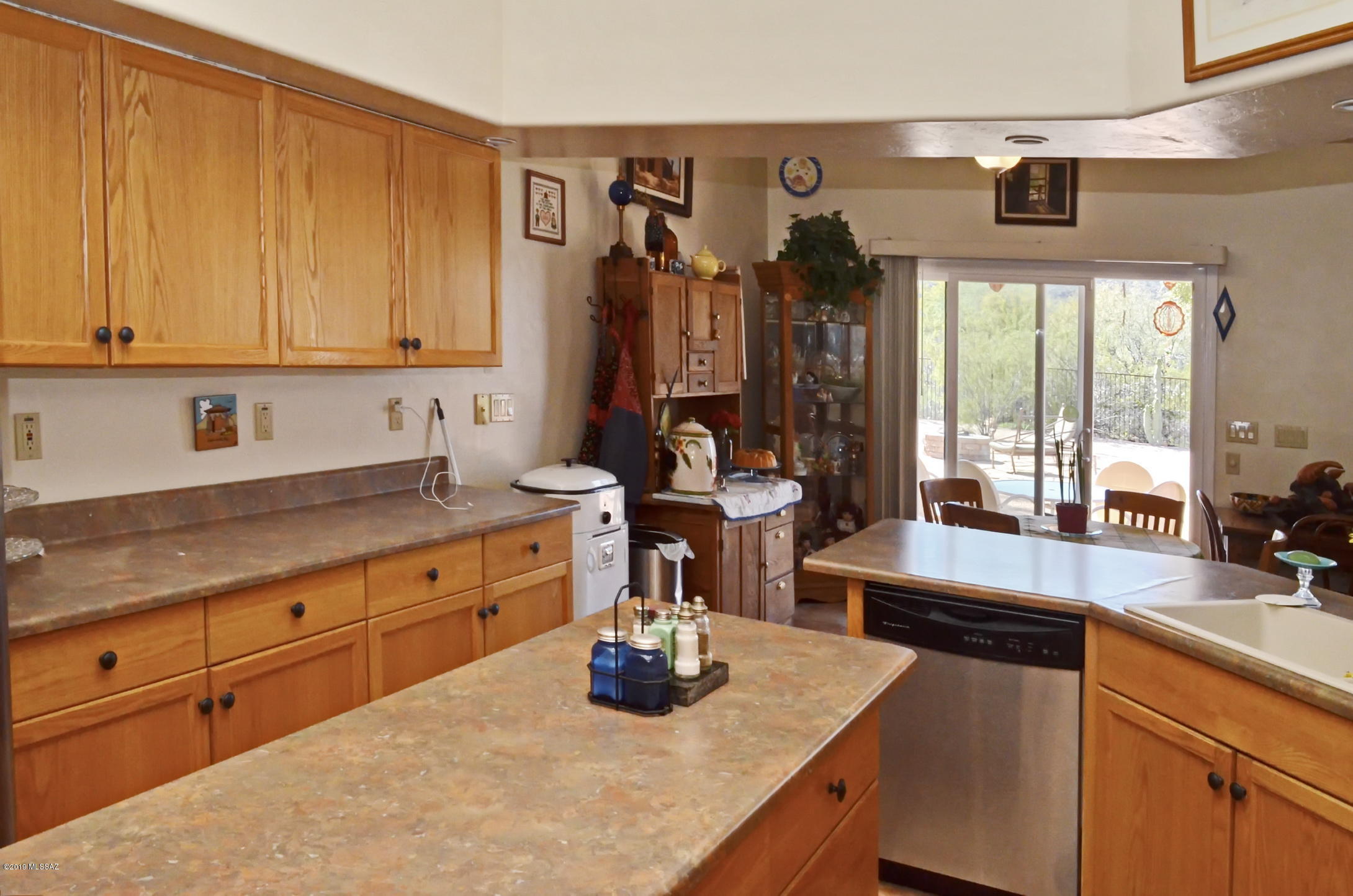 8220 Sunset Ranch Loop Tucson, AZ 85743 - Photo 12 of 39 Gallery Image 12