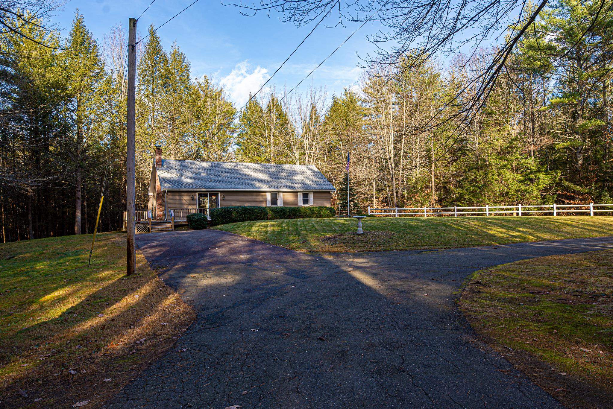 6 Oaklands Road Exeter, NH 03833 - Photo 4 of 39