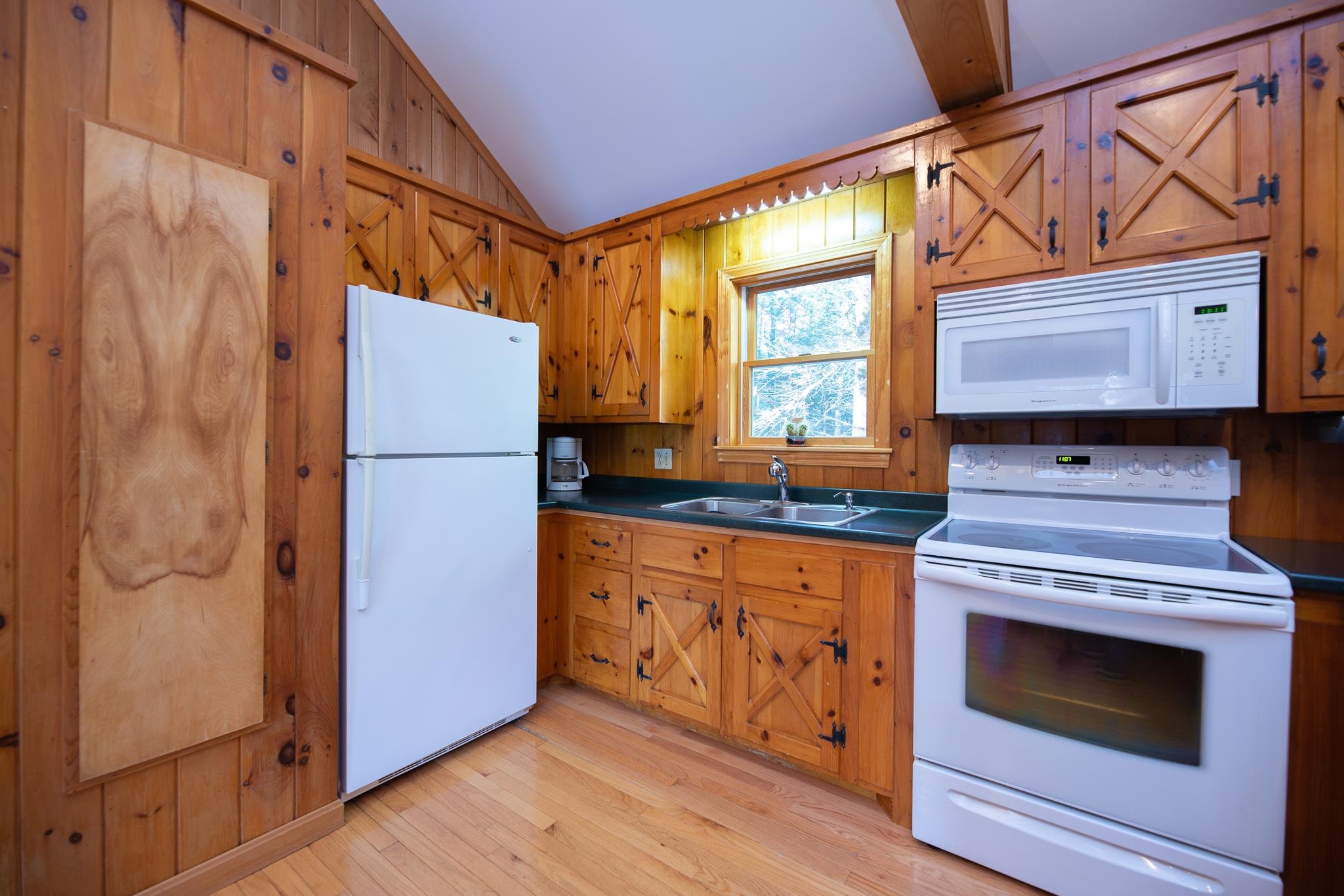 6 Oaklands Road Exeter, NH 03833 - Photo 9 of 39