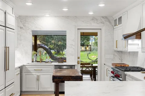 $2,700,000 | 9116 Roberts Road, Odessa, FL 33556