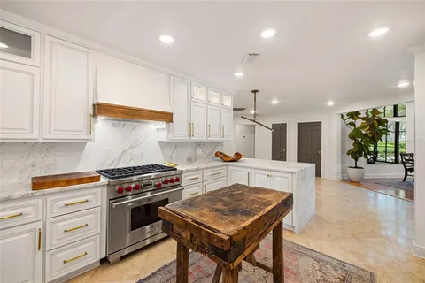 $2,700,000 | 9116 Roberts Road, Odessa, FL 33556