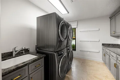 $2,700,000 | 9116 Roberts Road, Odessa, FL 33556