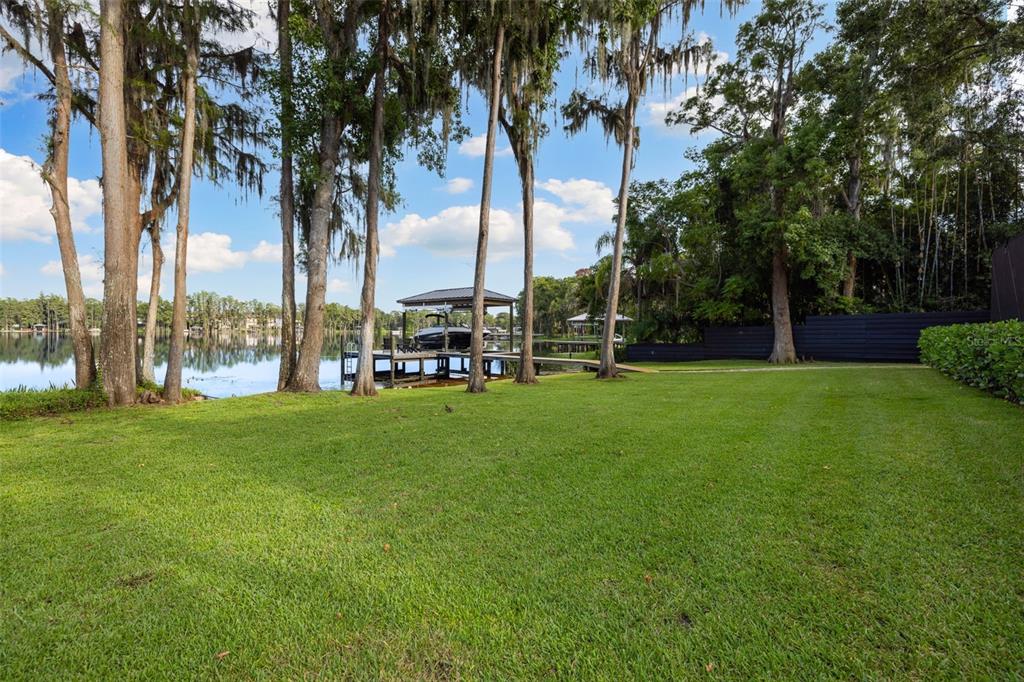 9116 Roberts Road Odessa, FL 33556 - Photo 78 of 94 a view of a park with large trees