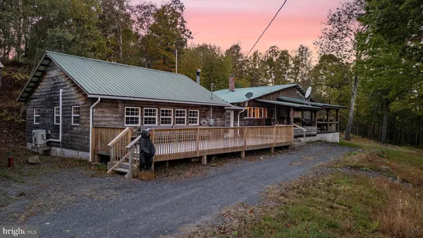 $695,000 | 270 Little Paint Lane, Centre Hall, PA 16828
