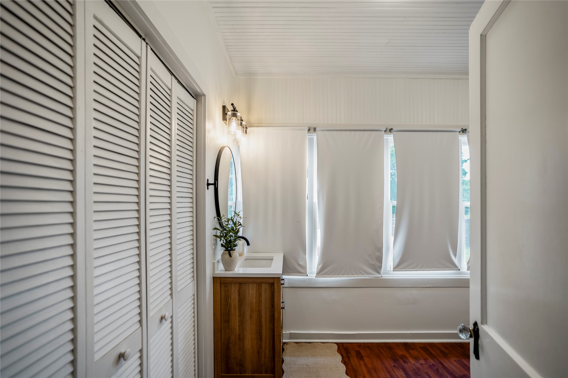 907 Clinton Street Brenham, TX 77833 - Photo 15 of 34
