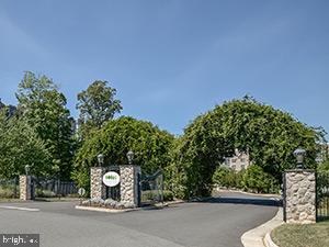 19365 Cypress Ridge Terrace, Unit 121 Leesburg, VA 20176 - Photo 21 of 31 Welcome to Lansdowne Woods