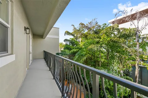 $1,295,000 | 2517 Northeast 18th Street, Fort Lauderdale, FL 33305