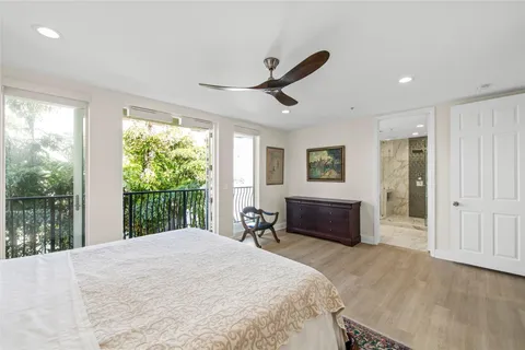 $1,295,000 | 2517 Northeast 18th Street, Fort Lauderdale, FL 33305