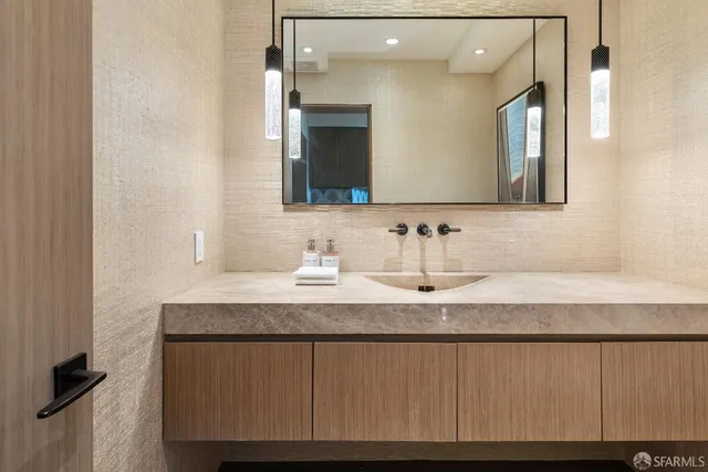 a view of a building entrance