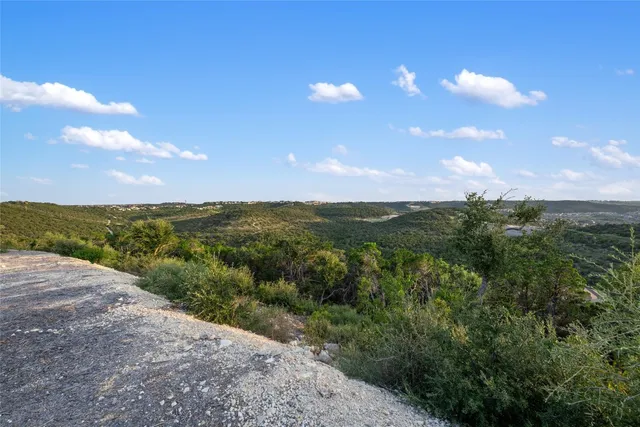 $715,000 | 109 Montana Del Oro Way, Lakeway, TX 78738