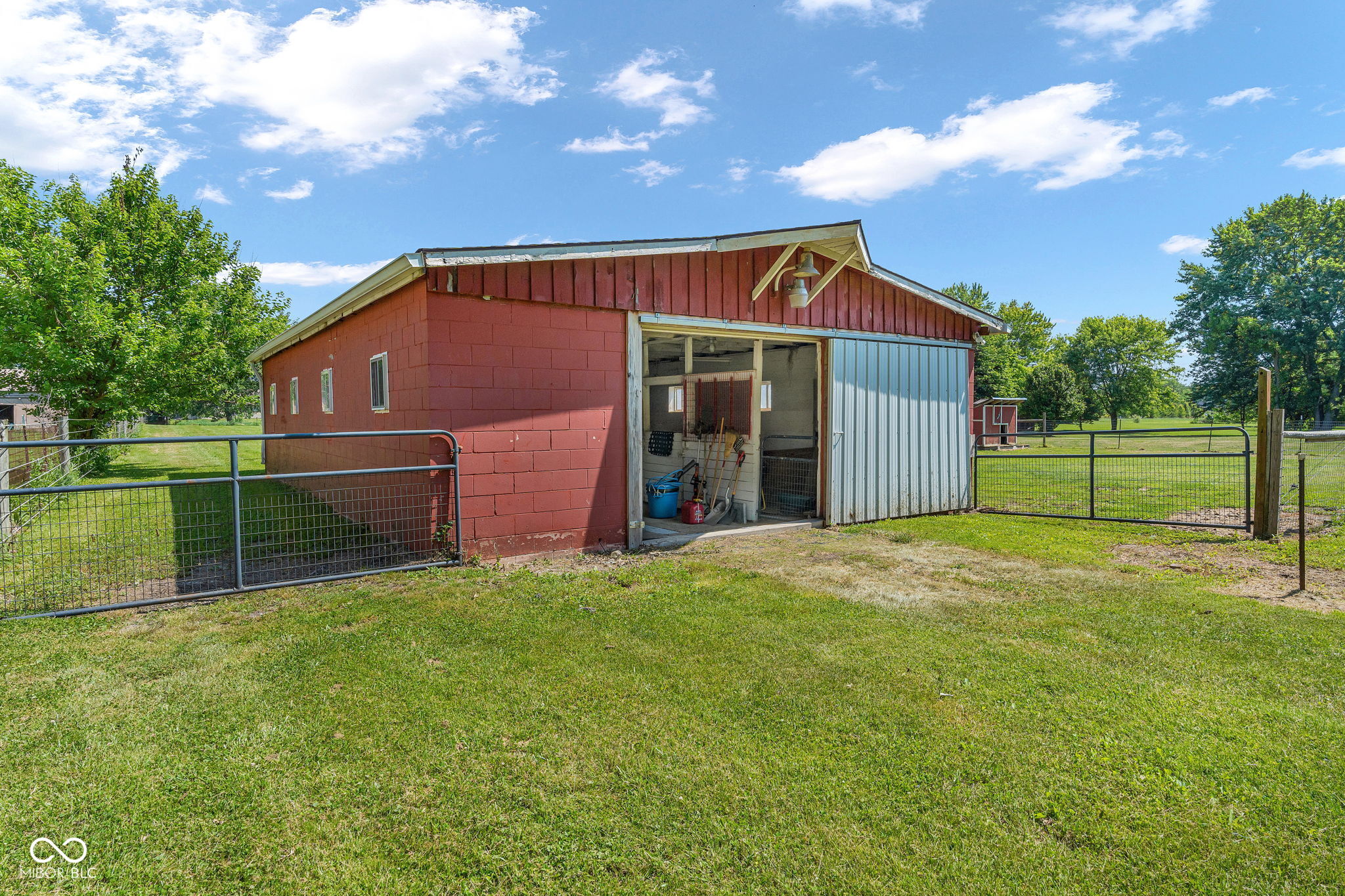 6534 Milhouse Road Indianapolis, IN 46221 - Photo 5 of 47 Gallery Image 5