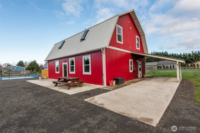 $800,000 | 132 Milky Way, Sequim, WA 98382