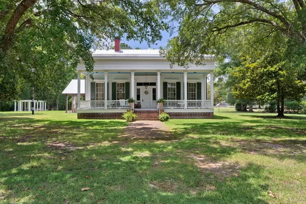 $549,000 | 304 3rd Street, Osyka, MS 39657