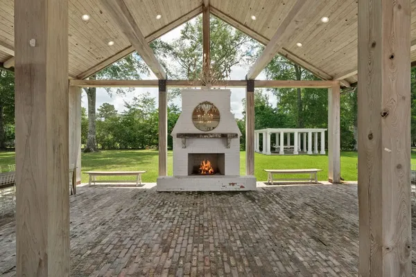 $549,000 | 304 3rd Street, Osyka, MS 39657