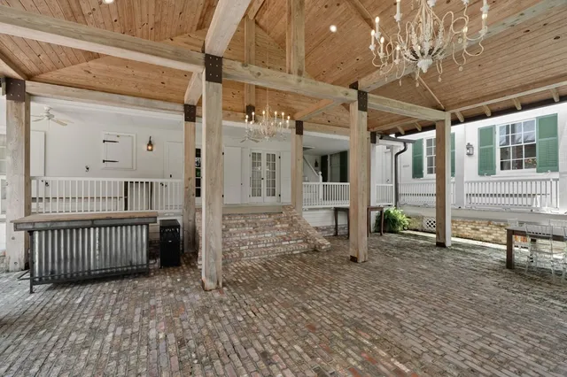 $549,000 | 304 3rd Street, Osyka, MS 39657