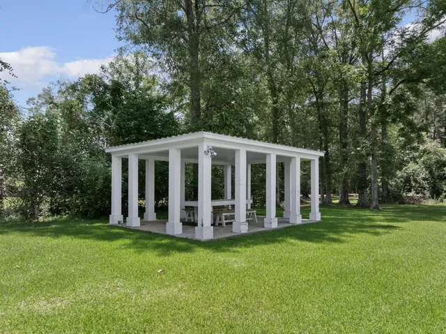 $549,000 | 304 3rd Street, Osyka, MS 39657