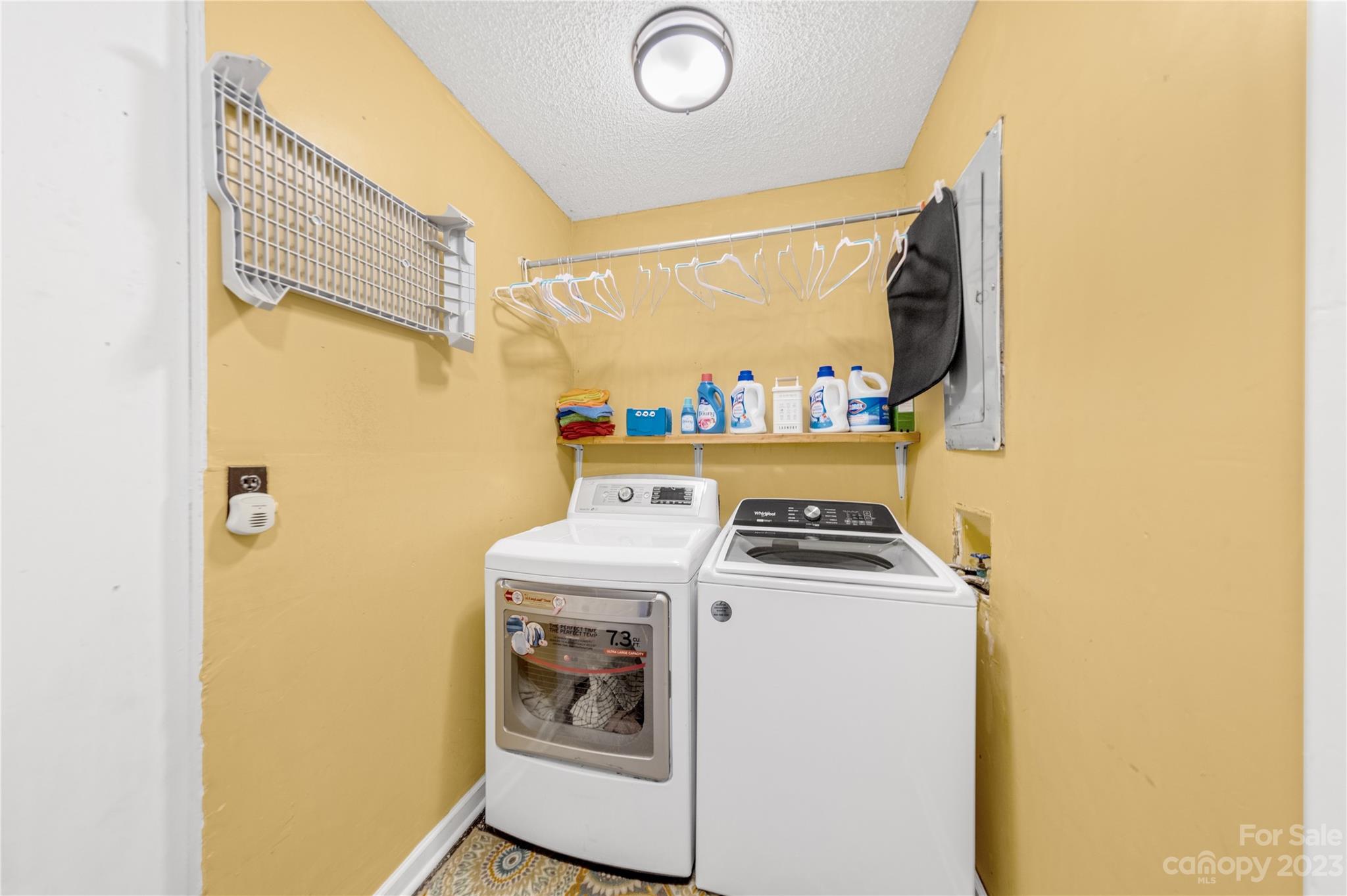 1260 State Rd S-46-536 Rock Hill, SC 29732 - Photo 33 of 34 a utility room with dryer and washer