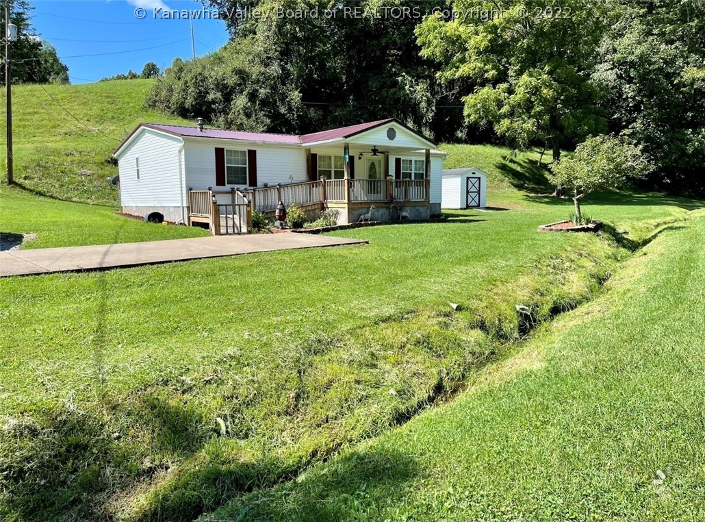 1597 Ripley Road Spencer, WV 25276 - Photo 2 of 17 Gallery Image 2