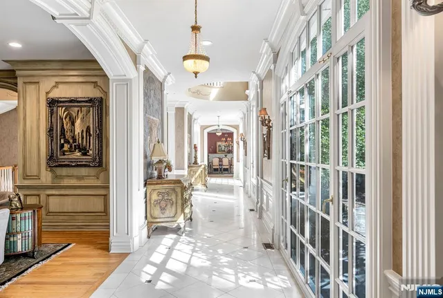 $3,700,000 | 505 Timberline Drive, Franklin Lakes, NJ 07417