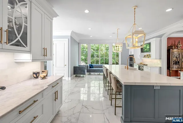 $3,700,000 | 505 Timberline Drive, Franklin Lakes, NJ 07417