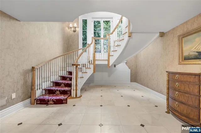 $3,700,000 | 505 Timberline Drive, Franklin Lakes, NJ 07417