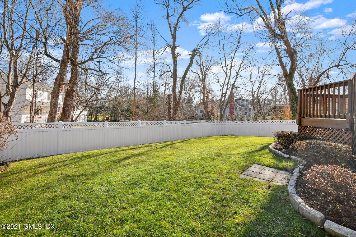 39 Lockwood Lane Riverside, CT 06878 - Photo 72 of 85 39 Lockwood Ln Riverside CT-large-074-07