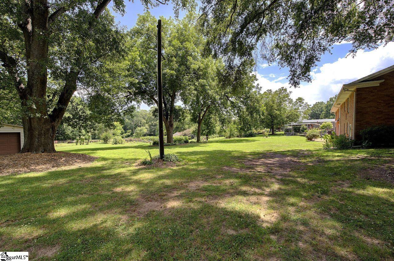 202 Ridgecrest Court Simpsonville, SC 29680 - Photo 7 of 49