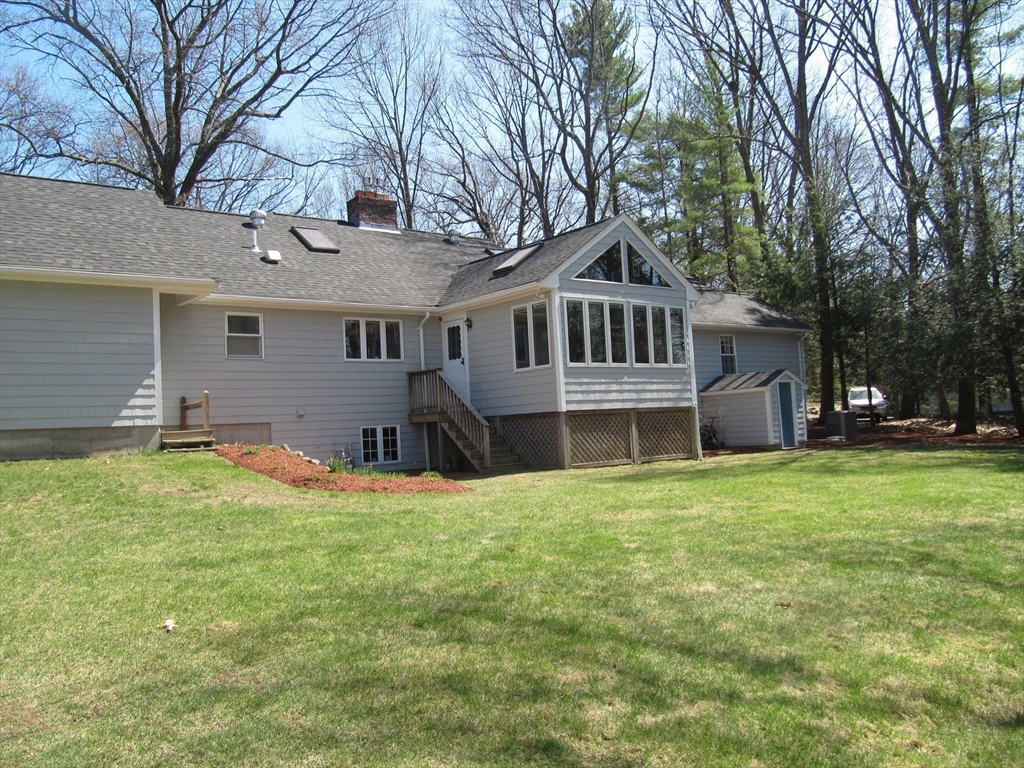 31 Robin Hill Road Chelmsford, MA 01824 - Photo 31 of 36