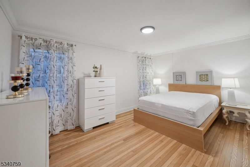 23 Undercliff Road Millburn, NJ 07041 - Photo 12 of 32