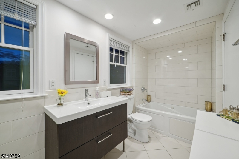 23 Undercliff Road Millburn, NJ 07041 - Photo 22 of 32