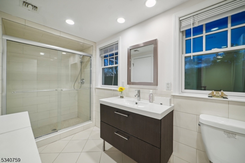 23 Undercliff Road Millburn, NJ 07041 - Photo 23 of 32