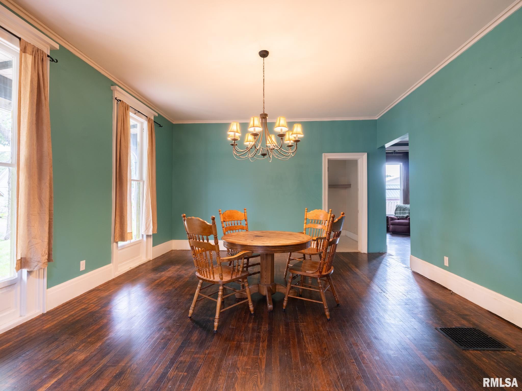 715 North 4th Street Pekin, IL 61554 - Photo 10 of 41