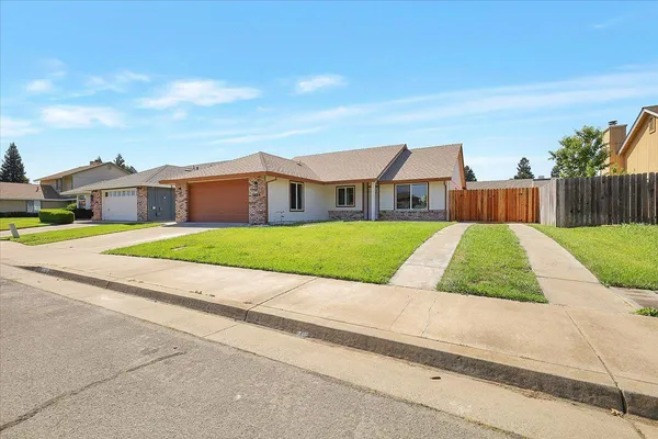 $439,900 | 1924 Pebble Beach Drive, Yuba City, CA 95993