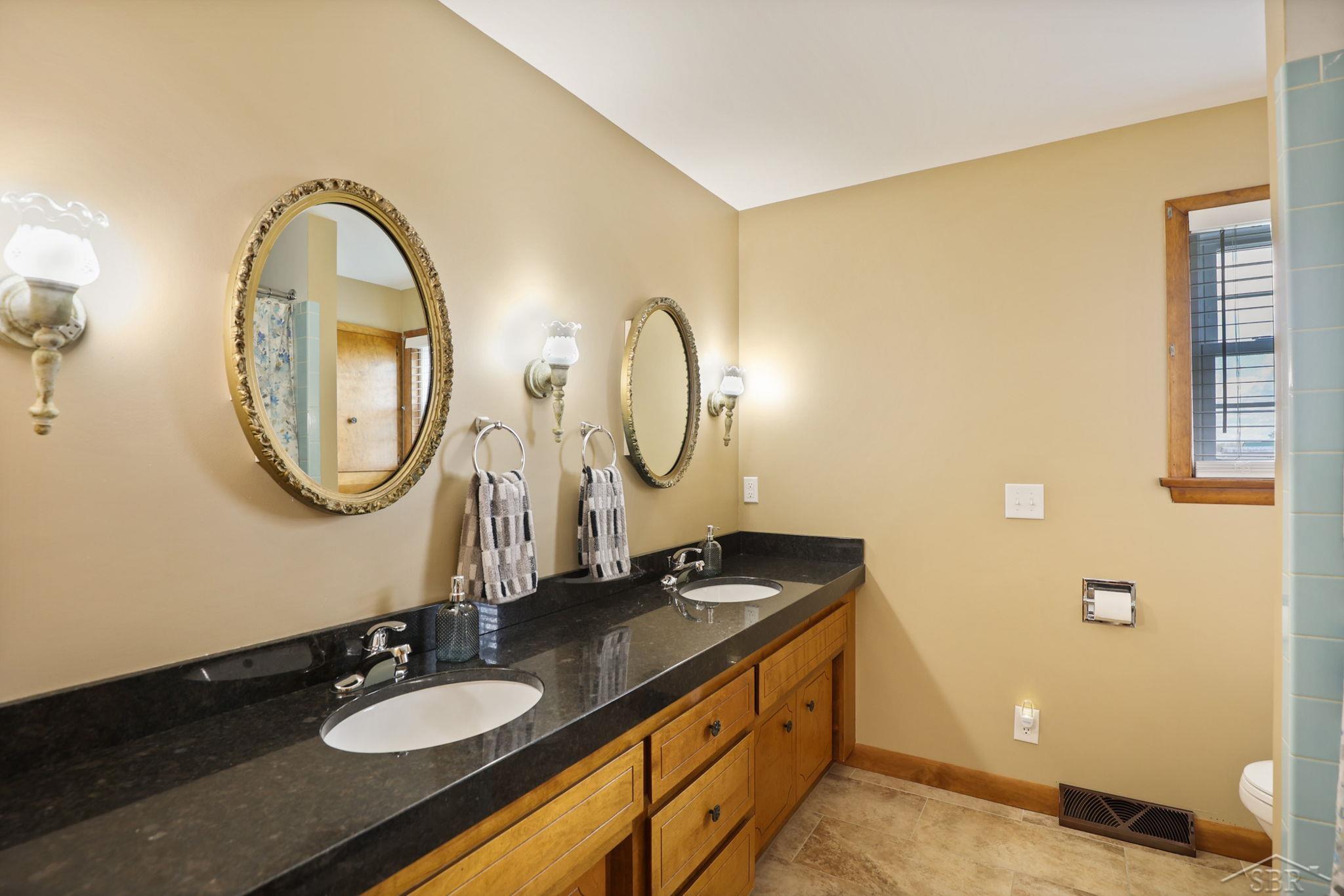 6811 Hess Road Saginaw, MI 48601 - Photo 25 of 59 50108697-24.JPG