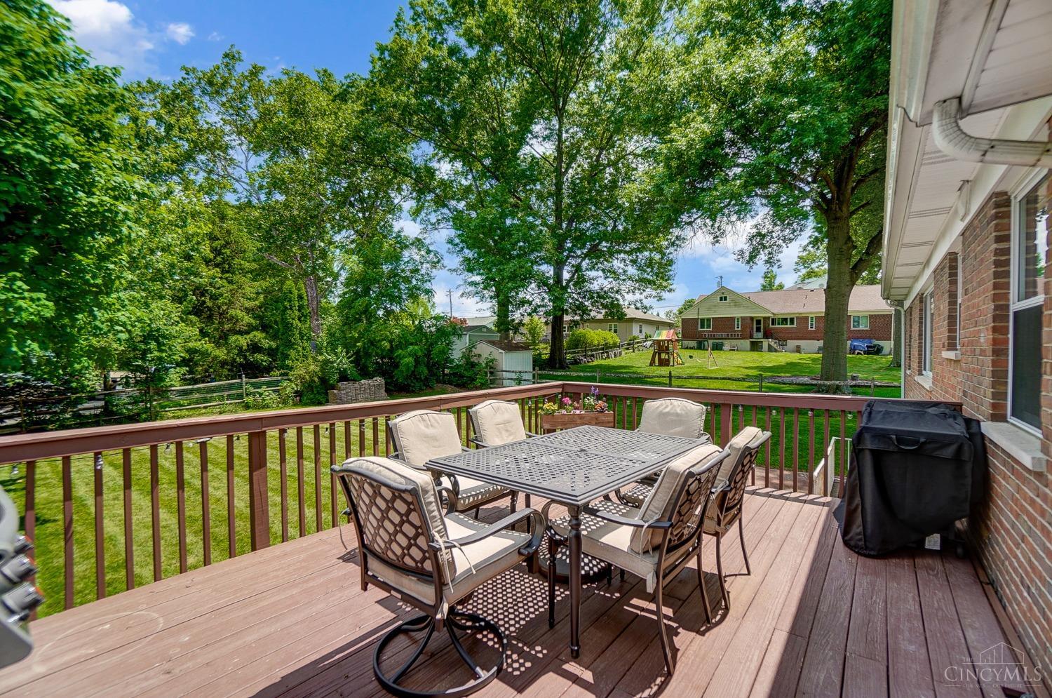 1738 Linneman Road Cincinnati, OH 45238 - Photo 45 of 48