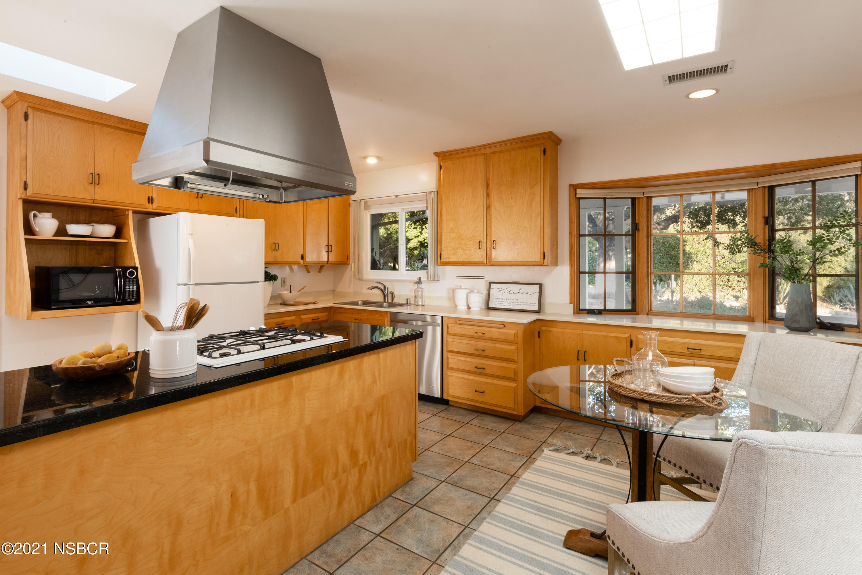 33 Northridge Road Santa Barbara, CA 93105 - Photo 5 of 23 33 Northridge Web-9