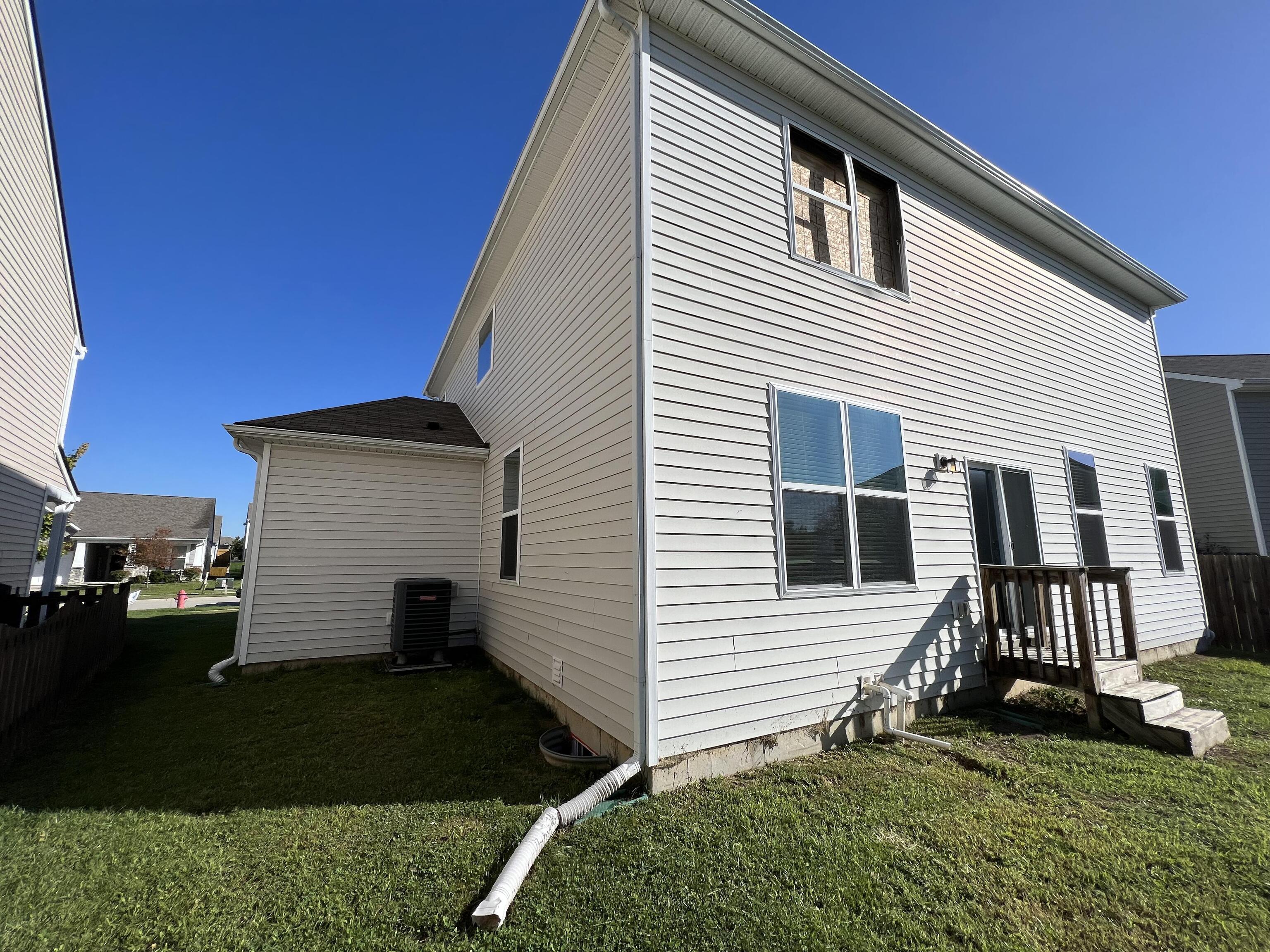 5789 Waterstone Way Whitestown, IN 46075 - Photo 6 of 52
