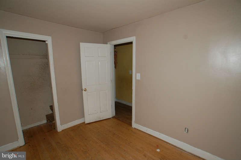 2006 Amherst Road Hyattsville, MD 20783 - Photo 14 of 30 Bedroom