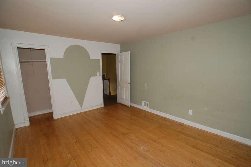 2006 Amherst Road Hyattsville, MD 20783 - Photo 10 of 30 Bedroom