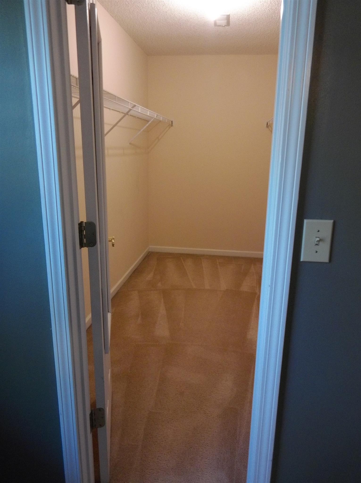 1681 Windriver Road Clarksville, TN 37042 - Photo 12 of 19 Gallery Image 12