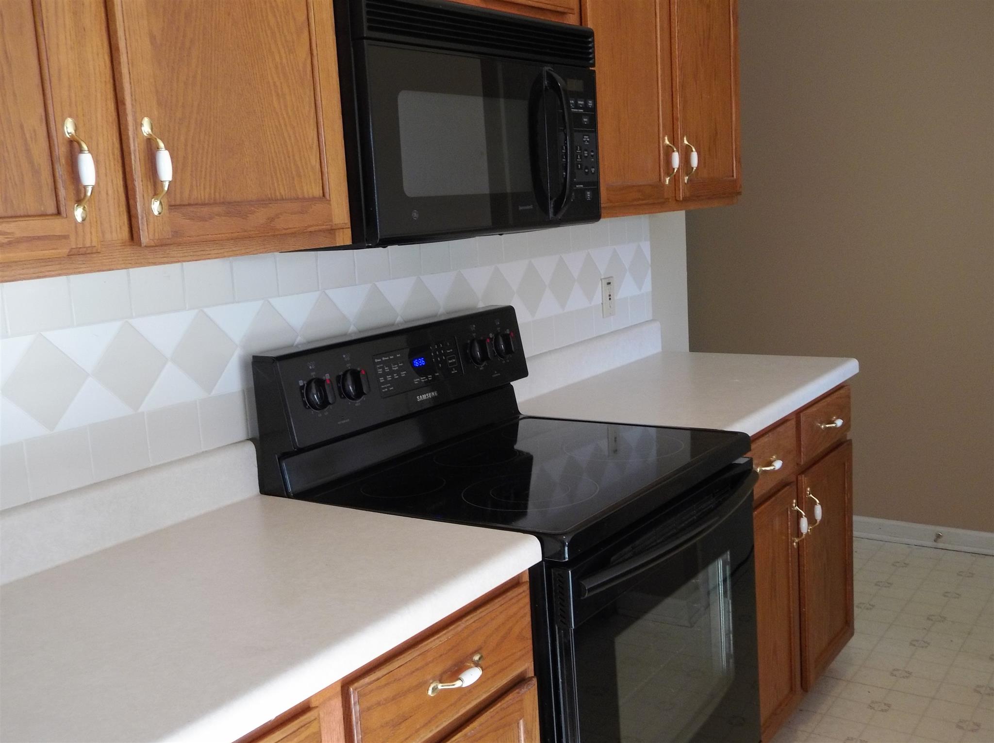 1681 Windriver Road Clarksville, TN 37042 - Photo 6 of 19 Gallery Image 6