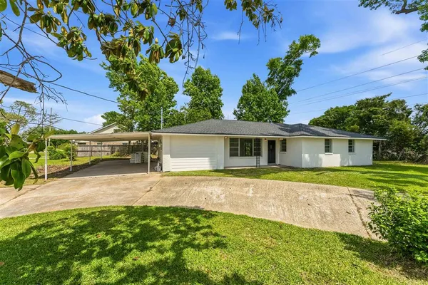 $224,999 | 1401 Forest Lane, Sulphur, LA 70663