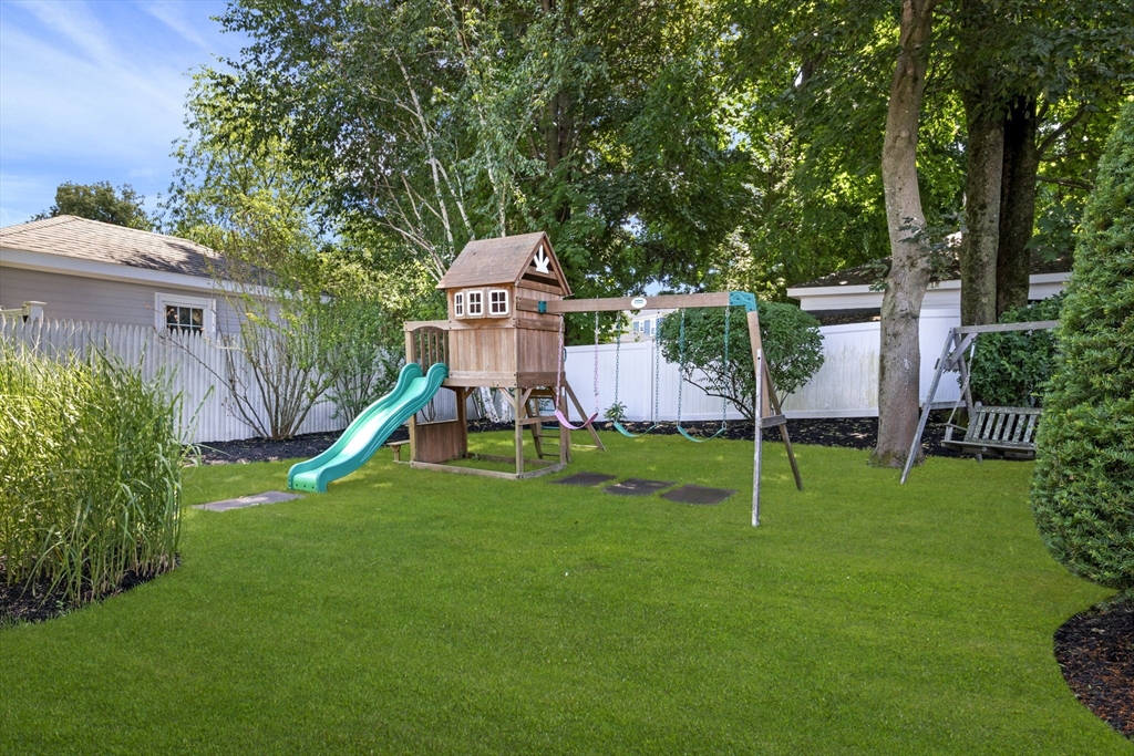 16 Nason Road Swampscott, MA 01907 - Photo 25 of 41