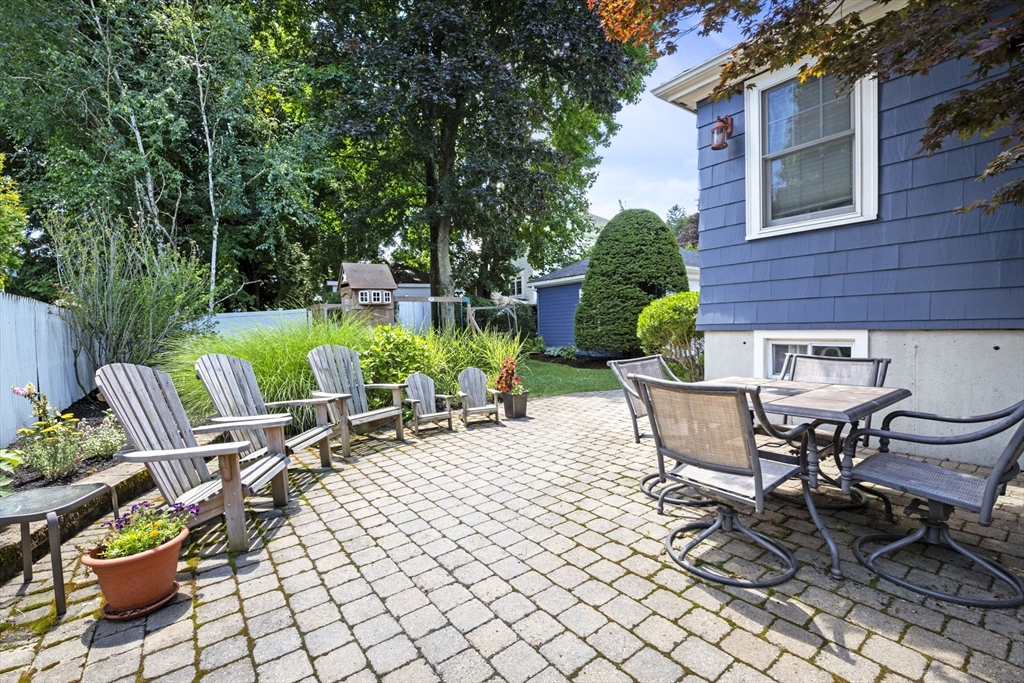 16 Nason Road Swampscott, MA 01907 - Photo 27 of 41