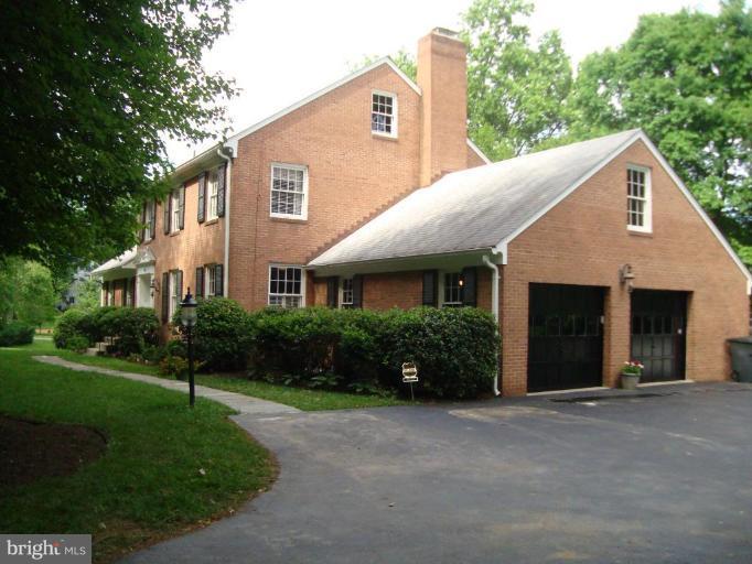 9013 Seven Locks Road Bethesda, MD 20817 - Photo 2 of 29 Garage 1