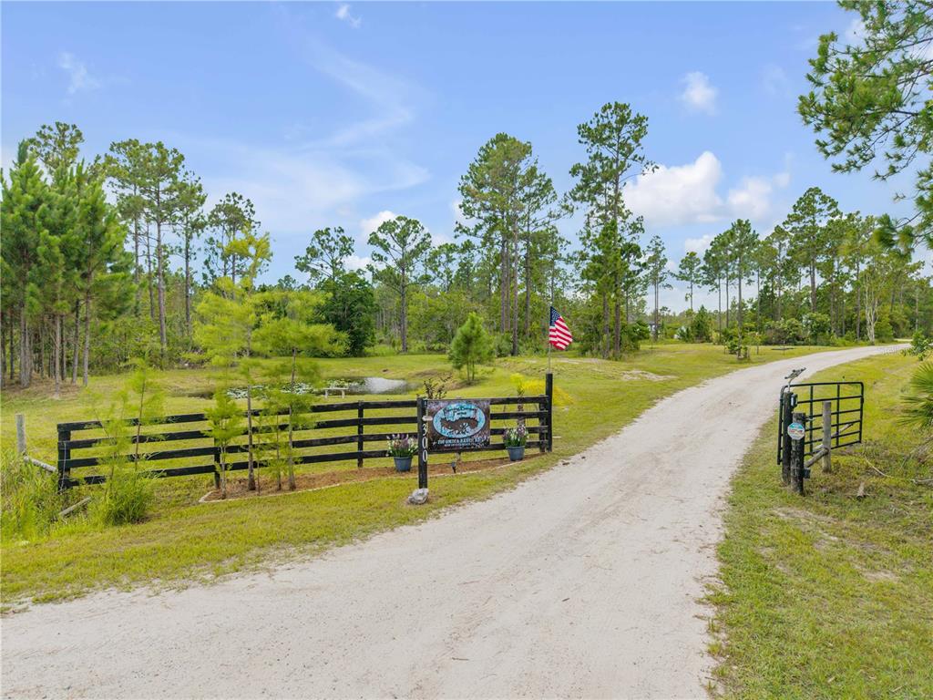 300 Omega Ranch Road Deltona, FL 32738 - Photo 1 of 95