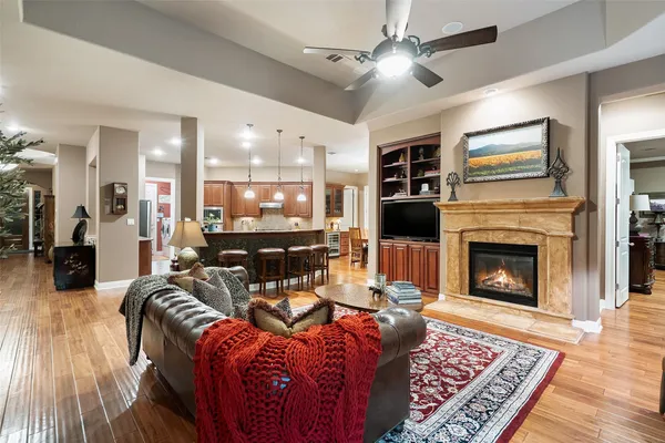 $849,000 | 4636 Mont Blanc Drive, Bee Cave, TX 78738