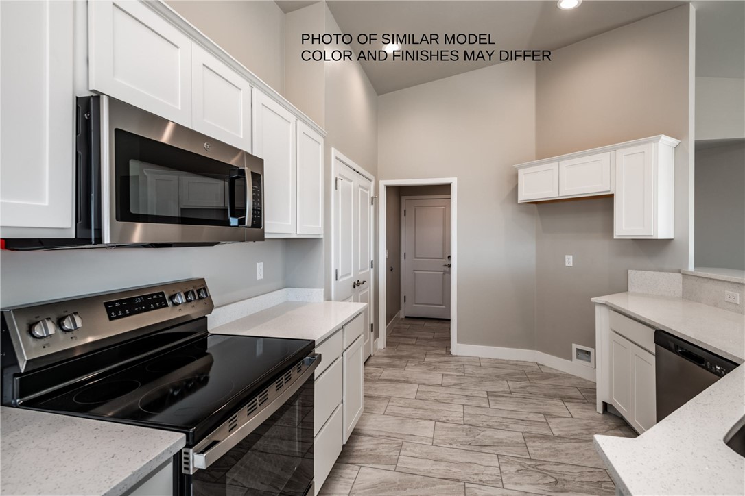3440 Bowie Road Golden Valley, AZ 86413 - Photo 5 of 20 Kitchen