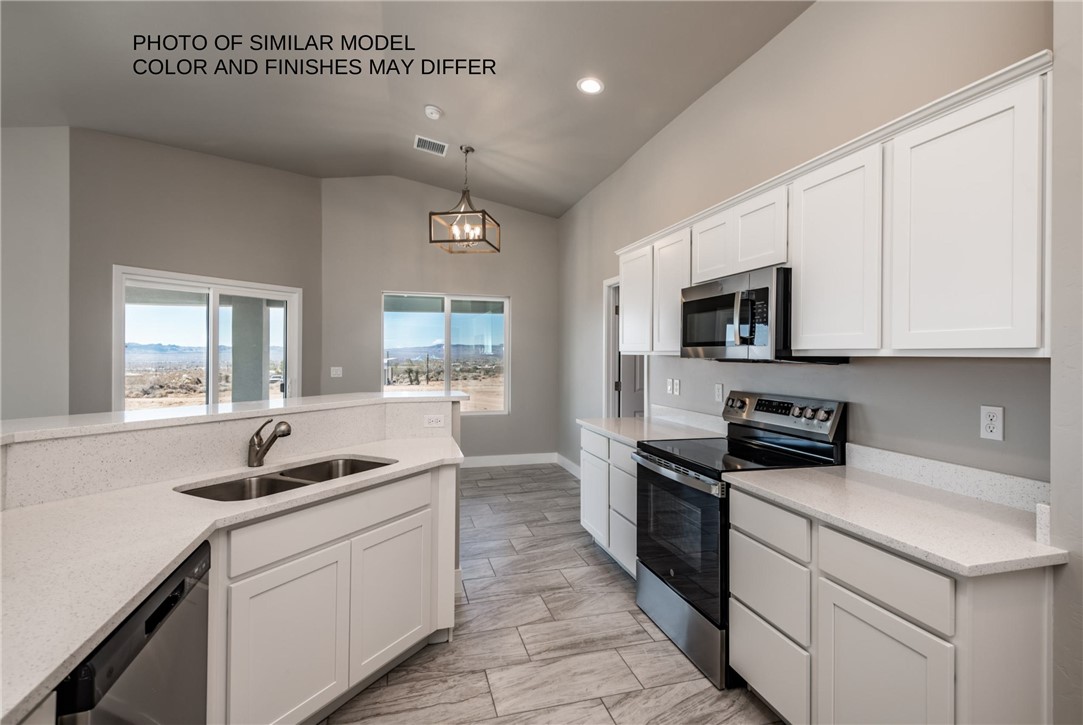 3440 Bowie Road Golden Valley, AZ 86413 - Photo 6 of 20 Kitchen