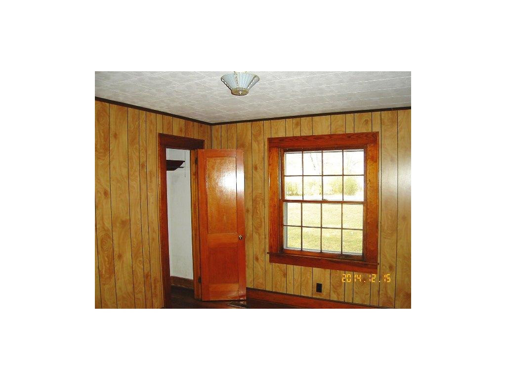 2376 Bob Little Road Elizabethton, TN 37643 - Photo 17 of 24 Bedroom 3